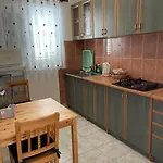 Sajska Apartamento *