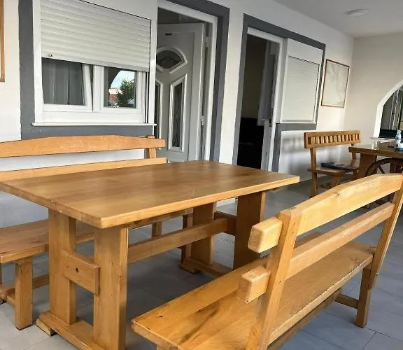 Sajska Apartment Murter