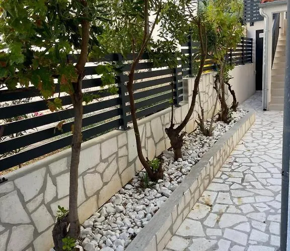 Sajska Apartmán Murter